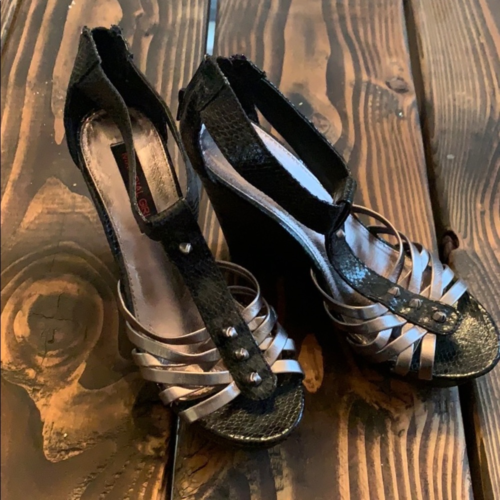 Material Girl Wedge